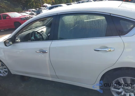 2013 Nissan Altima 2.5 S z USA, uszkodzony, nr VIN 1N4AL3AP4DN478204